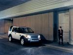 Land Rover Discovery 3 2004 года (UK)